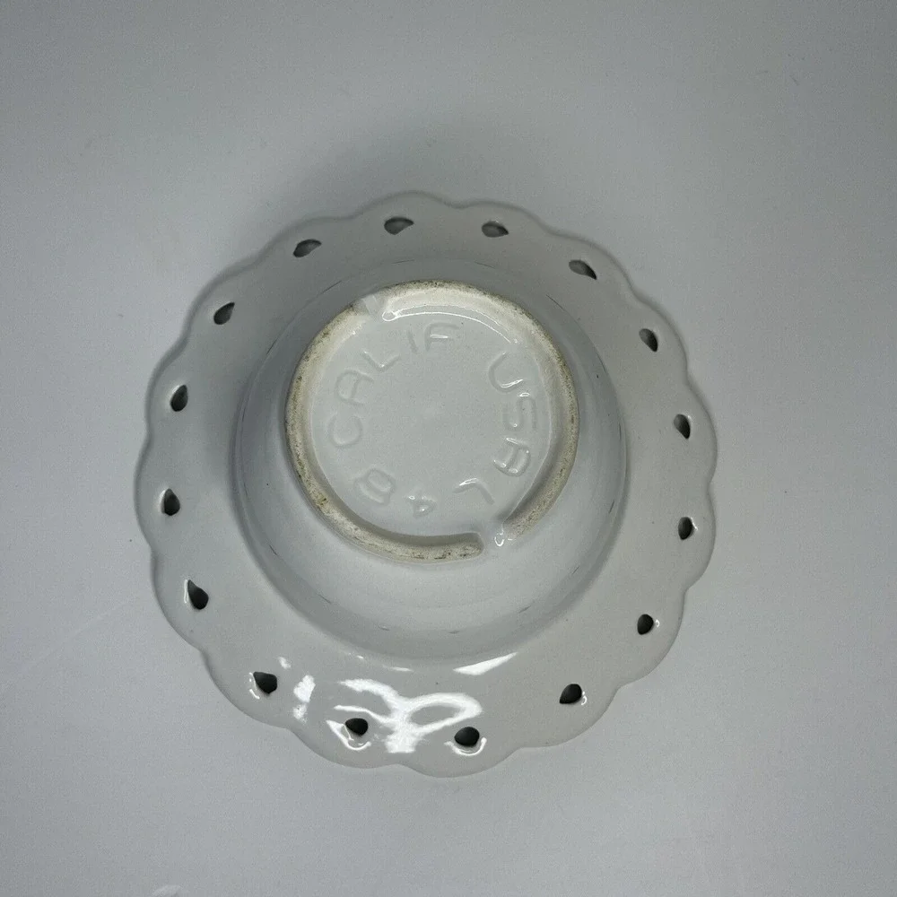 California USA Pottery Lace Cutout Bowl Vintage‎ White Candy Dish Mayo MCM